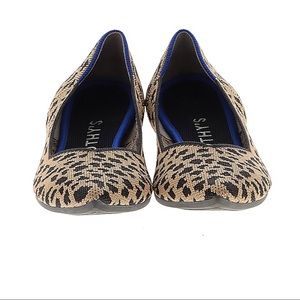 Rothy’s Leopard Points